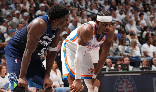 乐鱼体育平台-苏群：去年两支西决球队都在连败 他们好像精神都不太集中